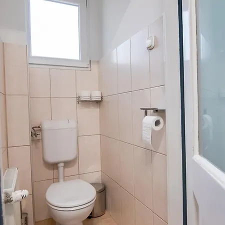 Light Design Close To Park&bath * Budapest